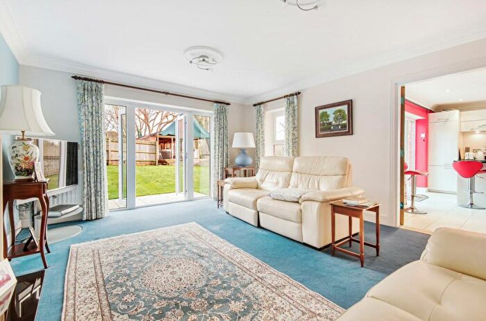 4 Bedroom Detached House For Sale In Thame, Oxfordshire, OX9