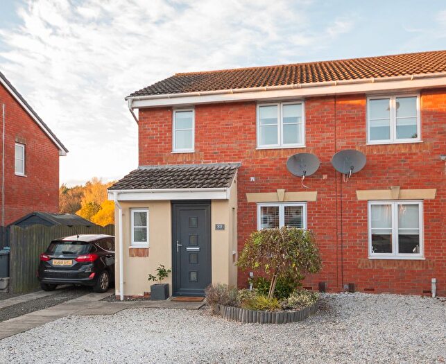 3 Bedroom Semi-Detached House For Sale In Cherry Avenue, Cumbernauld, G67