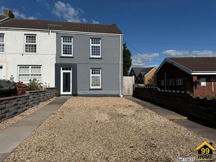 3 Bedroom End Terrace House For Sale In Pyntws Terrace, Llanelli, Carmarthenshire, SA15