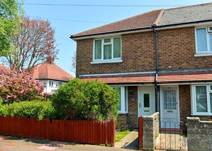 2 Bedroom End Of Terrace House To Rent In St Anselms Road, Worthing, BN14