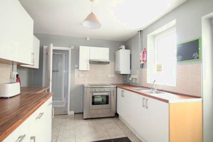 4 Bedroom Terraced House To Rent In Queen Street, Treforest, Pontypridd CF37