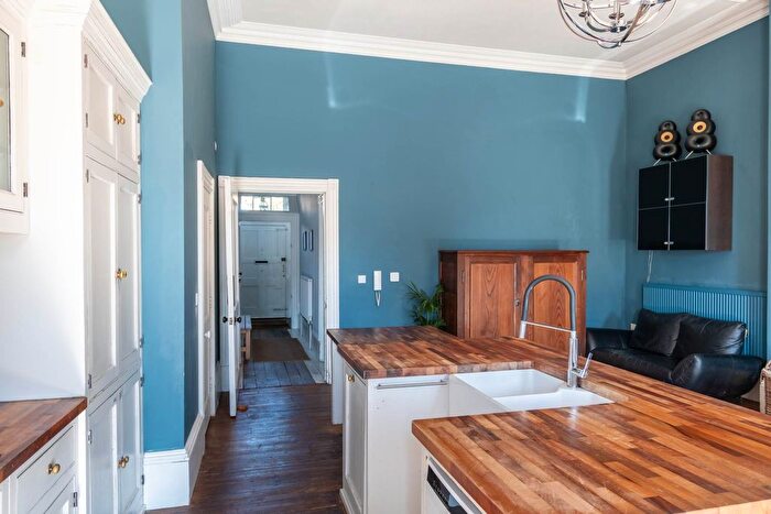 7 Bedroom Property To Rent In Grosvenor Place, Bath, BA1