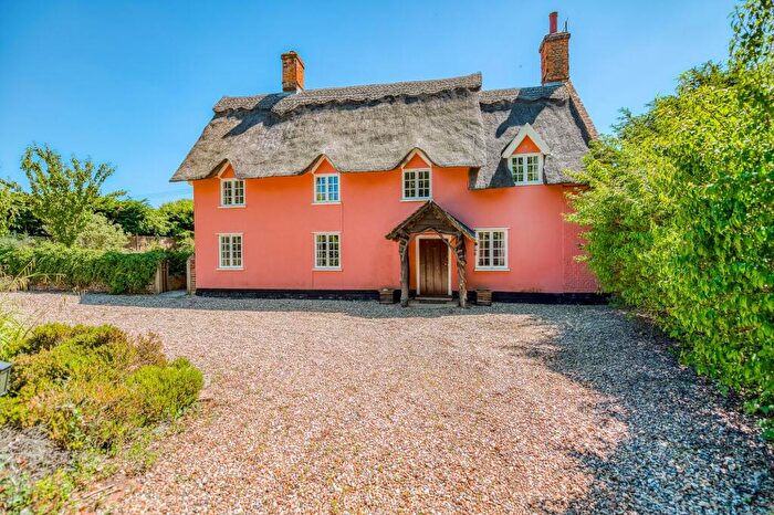 3 Bedroom Cottage For Sale In Kenninghall Road, Garboldisham, IP22
