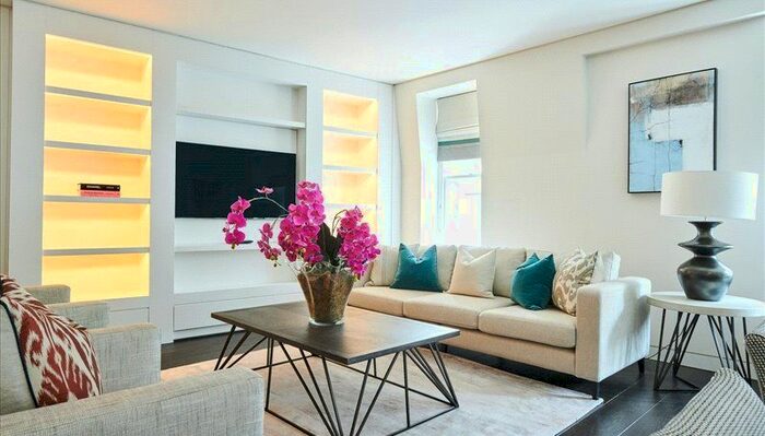 1 Bedroom Flat To Rent In Duke Street, London, W1K