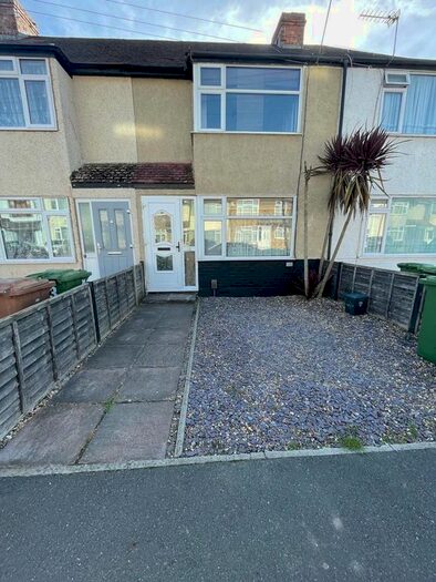 3 Bedroom Terraced House To Rent In Cranford Avenue, Staines, TW19