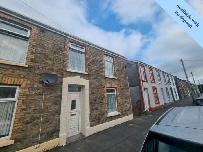 3 Bedroom End Of Terrace House To Rent In Glynllwchwr Road, Pontarddulais, Swansea, SA4