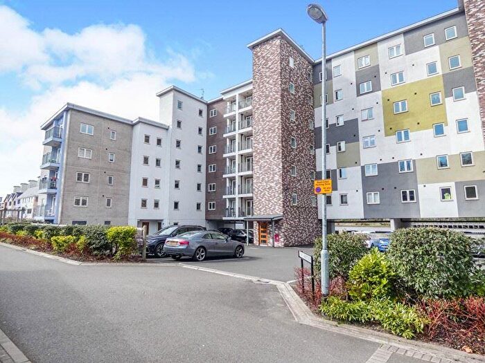 2 Bedroom Apartment For Sale In Tynemouth Pass, Gateshead, Tyne And Wear, NE8