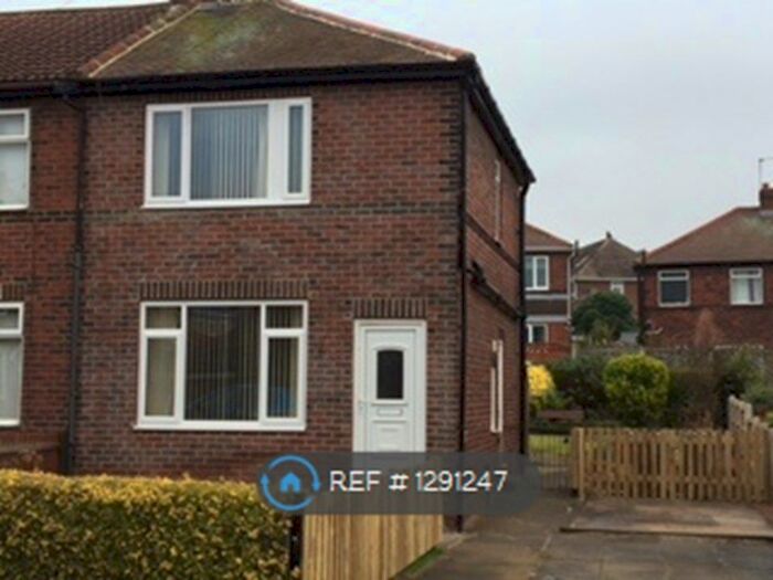 3 Bedroom Semi-Detached House To Rent In Nevison Avenue, Pontefract WF8