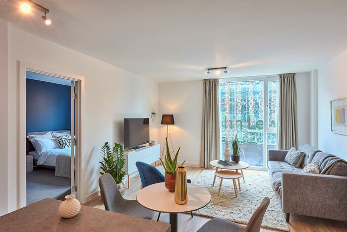 1 Bedroom Flat To Rent In Apartment, The Wullcomb, Highcross Street, , Furnished, LE1