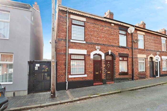 2 Bedroom End Of Terrace House To Rent In Holt Street, Crewe, CW1