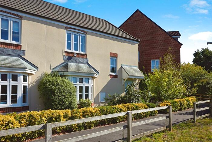 3 Bedroom Semi-Detached House For Sale In Sharpham Road, Glastonbury, Somerset, BA6