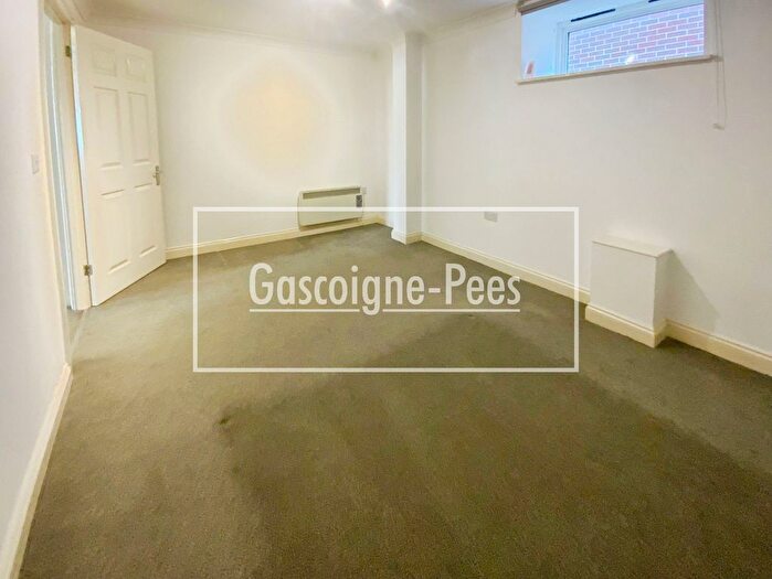 1 Bedroom Property To Rent In Stadium House, Woking, GU21