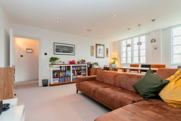 2 Bedroom Apartment To Rent In Link House, Bow Road, London, E3