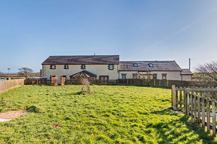5 Bedroom Equestrian Facility For Sale In Bodwina Bellaf, Gwalchmai, Anglesey, LL65
