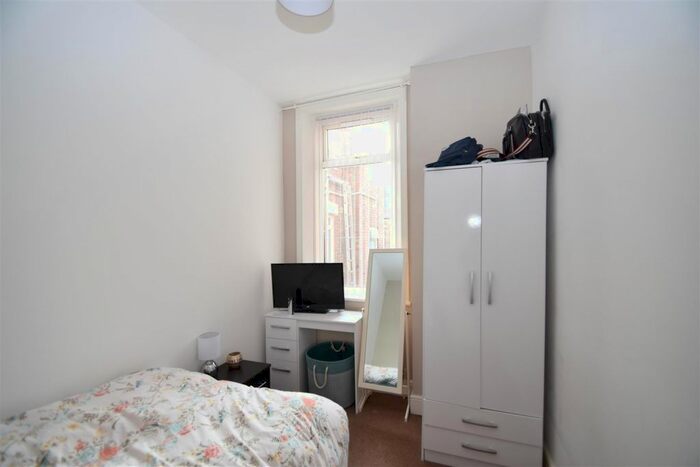 2 Bedroom Flat To Rent In Cartington Terrace, Heaton, NE6