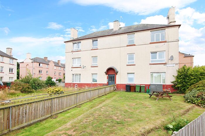 2 Bedroom Flat For Sale In / Stenhouse Avenue West, Stenhouse, Edinburgh, EH11