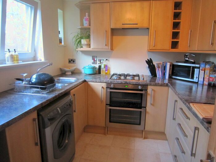 2 Bedroom Flat To Rent In The Brambles, London Road, Salisbury, SP1