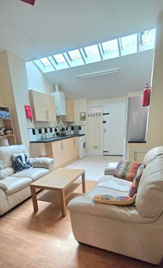 3 Bedroom House To Rent In Mettham Street, Nottingham, NG7