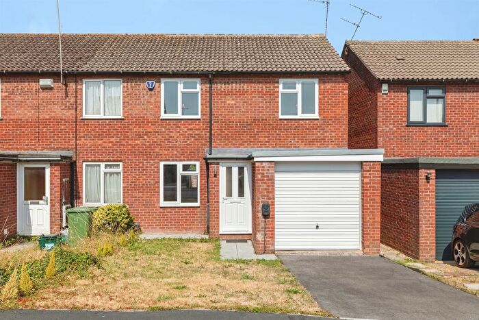 3 Bedroom End Terrace House For Sale In Balmoral Close, Stoke Gifford, Bristol, BS34