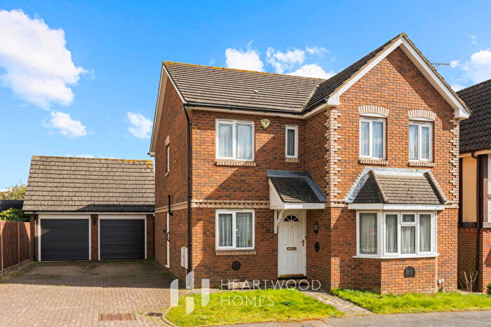 4 Bedroom Detached House For Sale In Nimrod Close, St. Albans, AL4