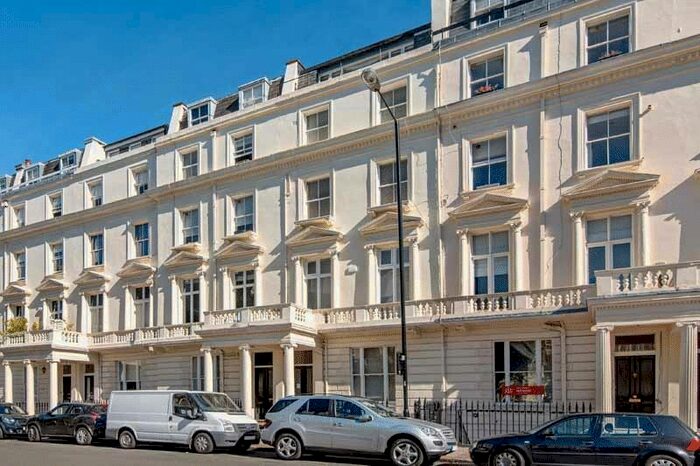 1 Bedroom Flat To Rent In Randolph Avenue, London, W9