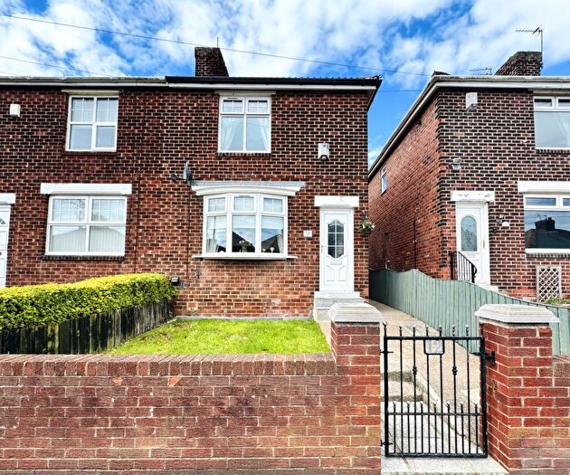 2 Bedroom Semi-Detached House For Sale In Greenside Avenue, Peterlee, County Durham, SR8