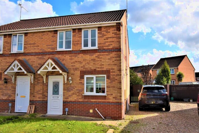 3 Bedroom Semi-Detached House To Rent In Granville Road, Scunthorpe, DN15