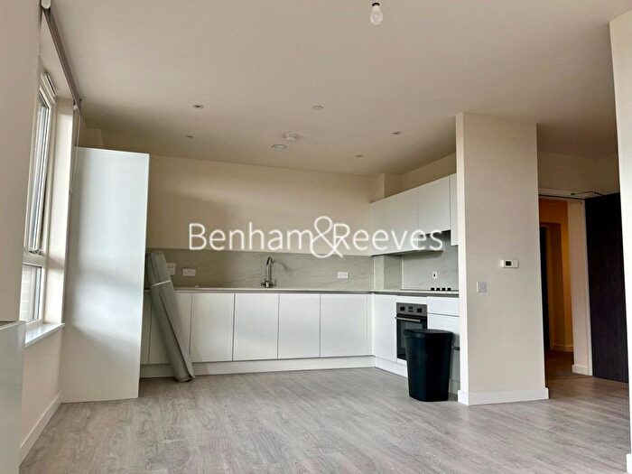 2 Bedroom Flat To Rent In Nelsson Apartment, Eastman Road, Harrow, HA1