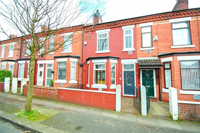 3 Bedroom Semi-Detached House To Rent In Laburnum Road, Denton, Tameside, M34
