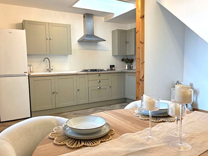 2 Bedroom Flat For Sale In Wellesley Road, Methil, Leven, KY8