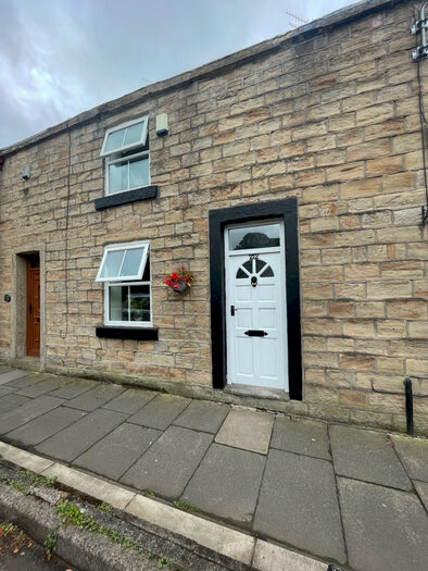 2 Bedroom House To Rent In Lowerhouse Lane, Burnley, BB12