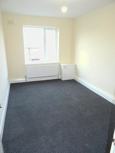 2 Bedroom Flat To Rent In Stanhope Road, South Shields, NE33