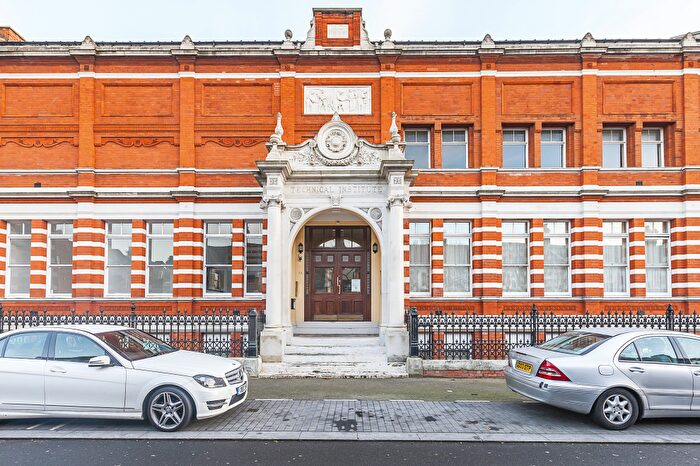 1 Bedroom Apartment To Rent In Adelaide Road, One Bedroom, E10