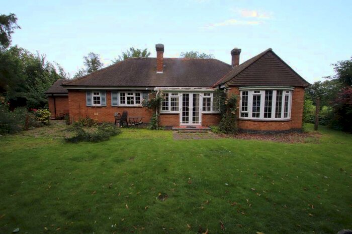 3 Bedroom Bungalow To Rent In The Hawthorns Princess Road, Kirton, PE20