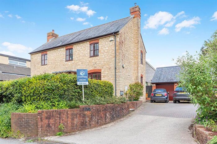 4 Bedroom Detached House For Sale In Hazelbury Bryan, Sturminster Newton, DT10
