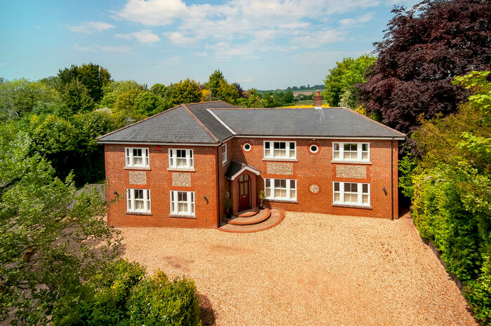 5 Bedroom Detached House For Sale In Paice Lane, Medstead, Hampshire, GU34