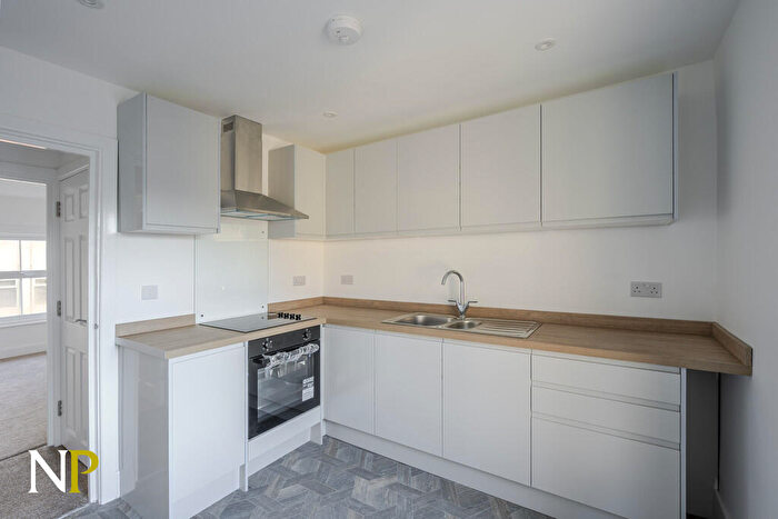 1 Bedroom Apartment To Rent In Back Electric Parade, Clacton-on-Sea, CO15