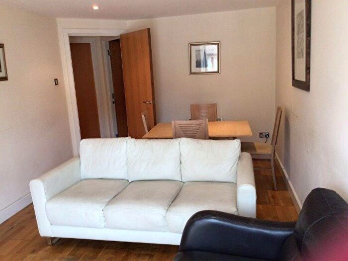 2 Bedroom Flat To Rent In Ropewalk Court, Nottingham, NG1