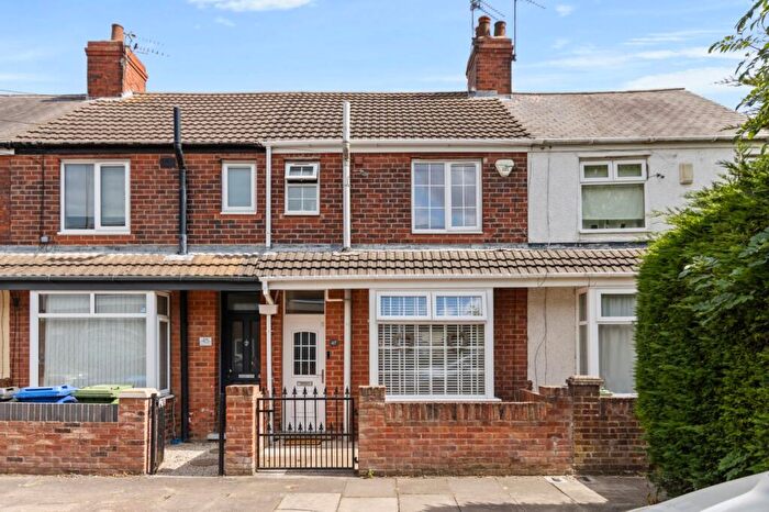 3 Bedroom Terraced House For Sale In Lancaster Avenue, Grimsby, N.E.Lincolnshire, DN31