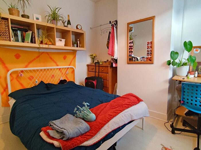 3 Bedroom House To Rent In Minny Street, Cathays, CF24