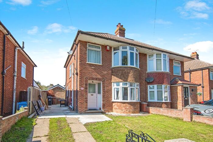 3 Bedroom Semi-Detached House For Sale In Ashcroft Road, Ipswich, Suffolk, IP1