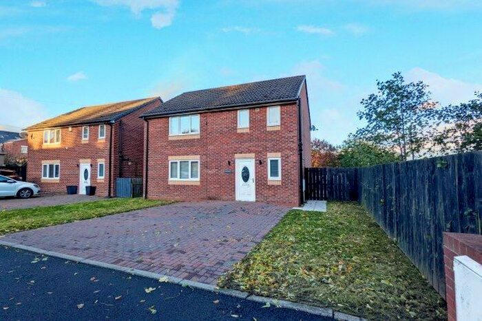 3 Bedroom Detached House To Rent In John Street South, Durham, DH7