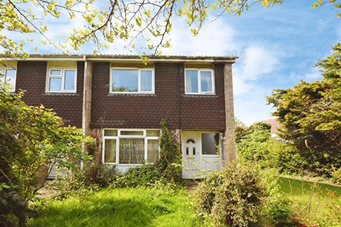 3 Bedroom End Of Terrace House For Sale In Dorset Avenue, Chelmsford, CM2