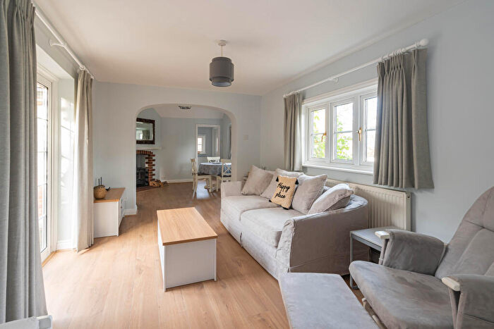 3 Bedroom Detached Bungalow To Rent In Reading Road, Upton, Didcot, OX11