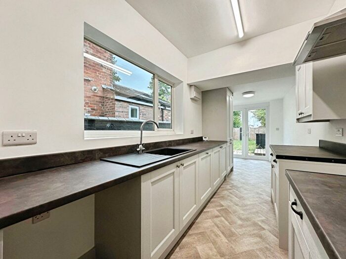 3 Bedroom Terraced House For Sale In Moatbrook Lane Codsall, Wolverhampton, WV8