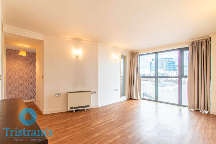1 Bedroom Apartment To Rent In The Ice House, Bolero Square, NG1