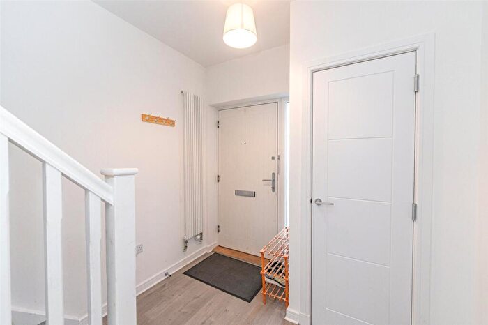 3 Bedroom Terraced House For Sale In Ellis Drive, Edinburgh, EH14