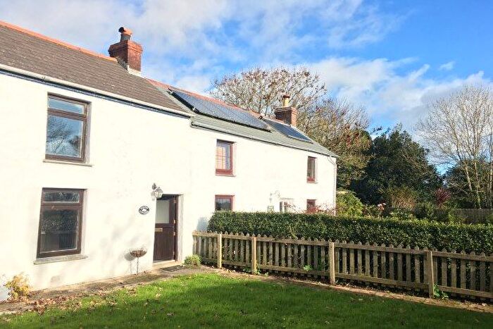 2 Bedroom Property To Rent In Greenbottom, Truro, TR4