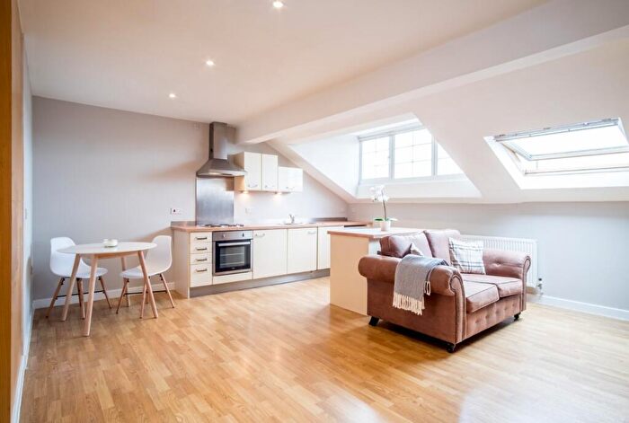 1 Bedroom Apartment To Rent In Flat, Bankfield Road, Huddersfield, HD1