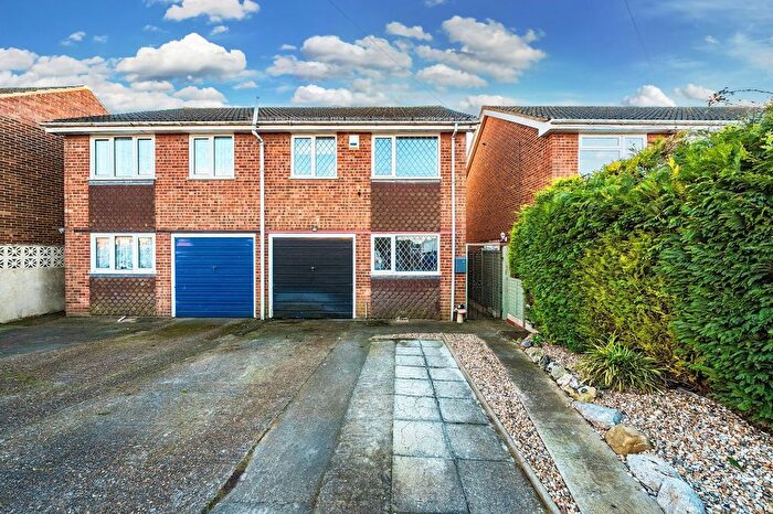 3 Bedroom Semi-Detached House For Sale In New Road, Cliffe, ME3